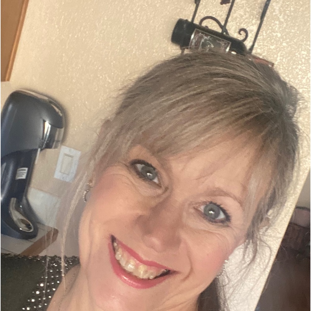 Meet your Posher, Cindee